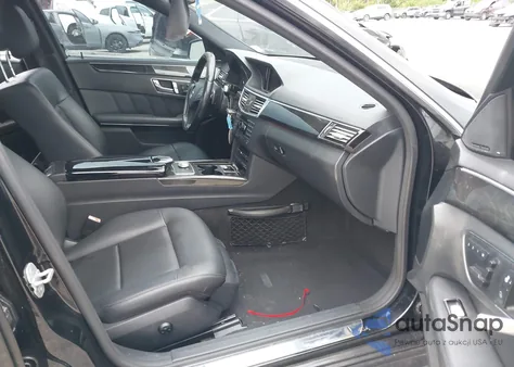 2010 Mercedes-Benz E 350 4Matic из США, поврежденный, VIN WDDHF8HB2AA102763